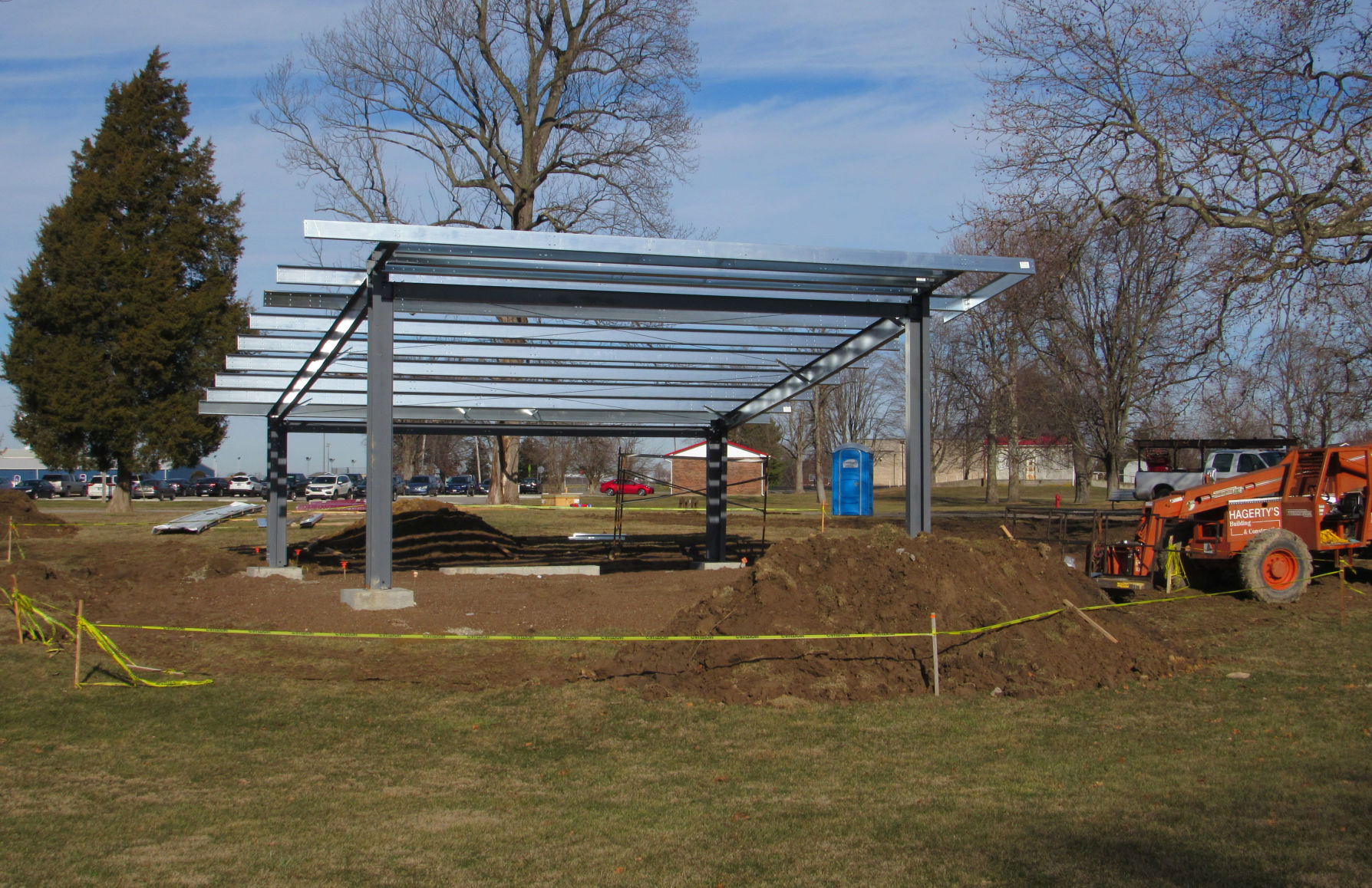 AMPHITHEATER UNDERWAY